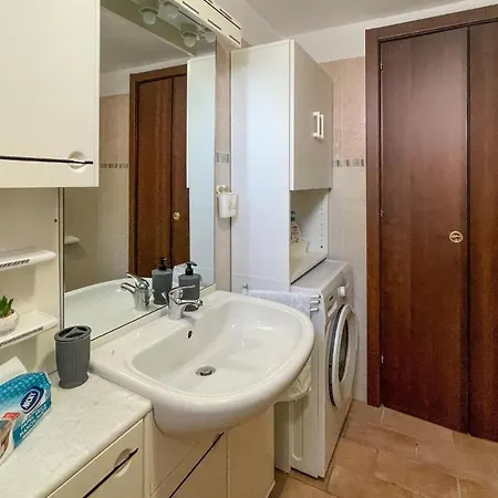2 Bedroom Gorgeous In Prázdninový dům *