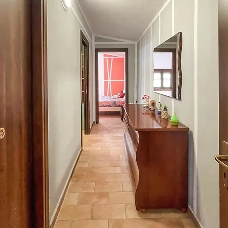 Сasa de vacaciones 2 Bedroom Gorgeous In