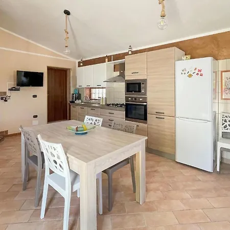 2 Bedroom Gorgeous In *